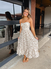 Load image into Gallery viewer, The Lillian Dress