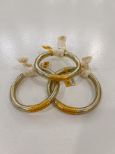 Load image into Gallery viewer, BuDhaGirl Tzubbie All Weather Bangle - Serenity Prayer