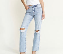 Load image into Gallery viewer, The Miley Jeans