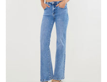 Load image into Gallery viewer, The Krissy Jeans
