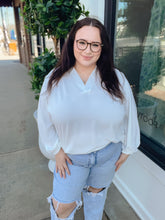 Load image into Gallery viewer, Meet Me On Main Street Top - Curvy
