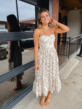 Load image into Gallery viewer, The Lillian Dress
