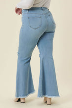 Load image into Gallery viewer, The Nashville Flares - Curvy (FINAL SALE)
