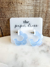Load image into Gallery viewer, Paper Dress Hoops - Daisy
