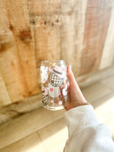 Load image into Gallery viewer, Graphic Glass Can - 16 oz
