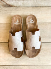 Load image into Gallery viewer, Corkys Blush Croco Bogalusa (final sale)
