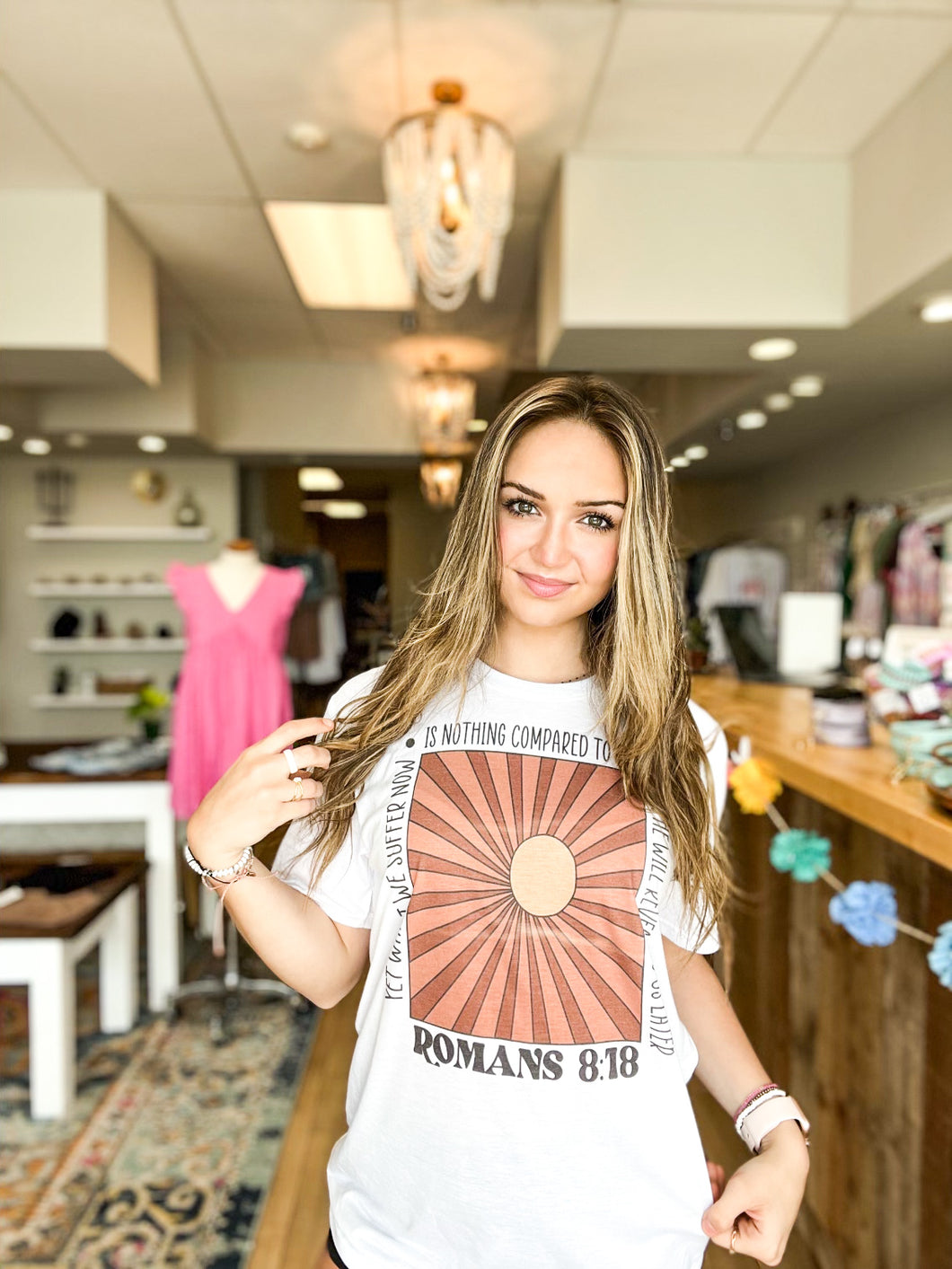 Romans 8:18 Graphic Tee