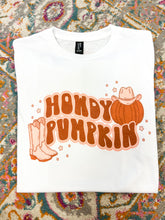 Load image into Gallery viewer, Howdy Pumpkin Graphic Tee
